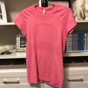 Lululemon swiftly tech short sleeve t shirt